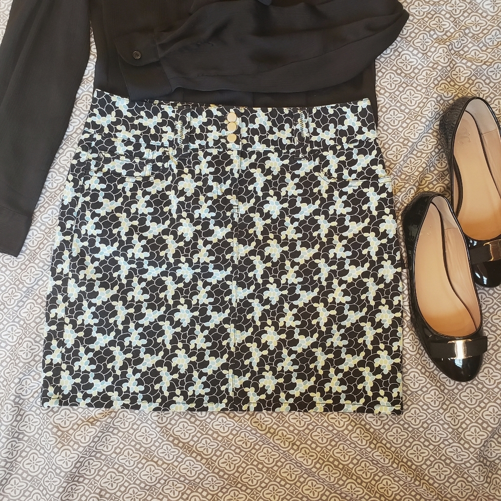 Ann Taylor LOFT skirt cotton/spandex mixture